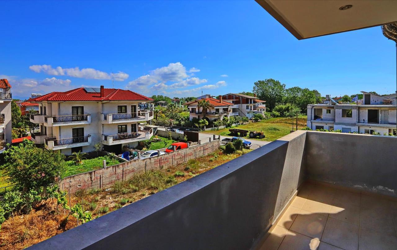 Katerina Apartments Keramotí Exterior foto